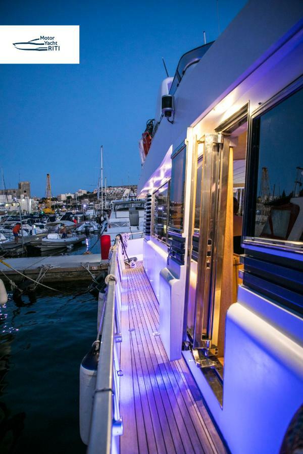 Riti Yacht Hotel คัลคารา ภายนอก รูปภาพ
